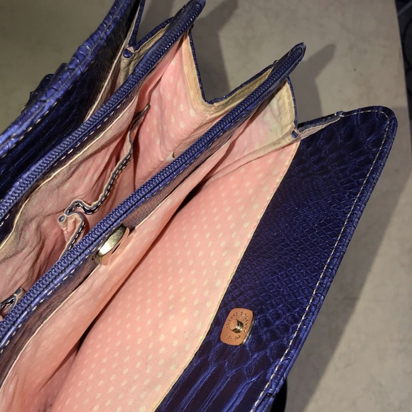 Purse - Picture 3 of 6